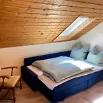 Haus Hanni 招待所 霍兴斯旺德